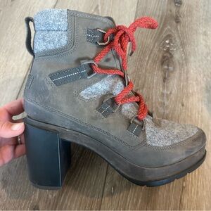 Sorel Heel Lace Up Winter Boots Heels Grey Tan Brown Heavy Duty High Quality 6.5